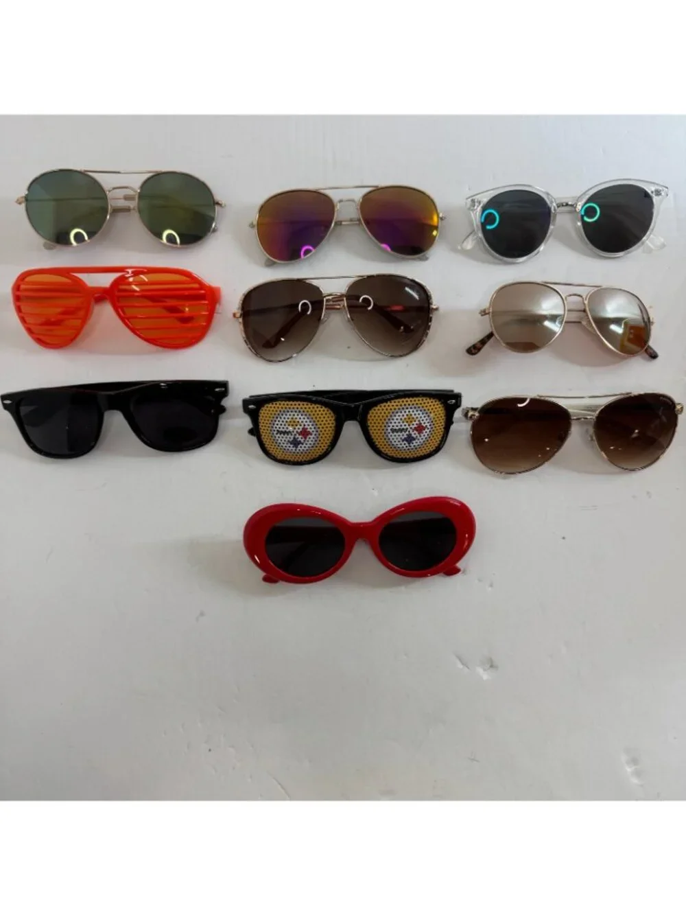 Fashion Sunglasses Lot of 9 Mixed Styles Aviator Novelty Retro Costume Shades